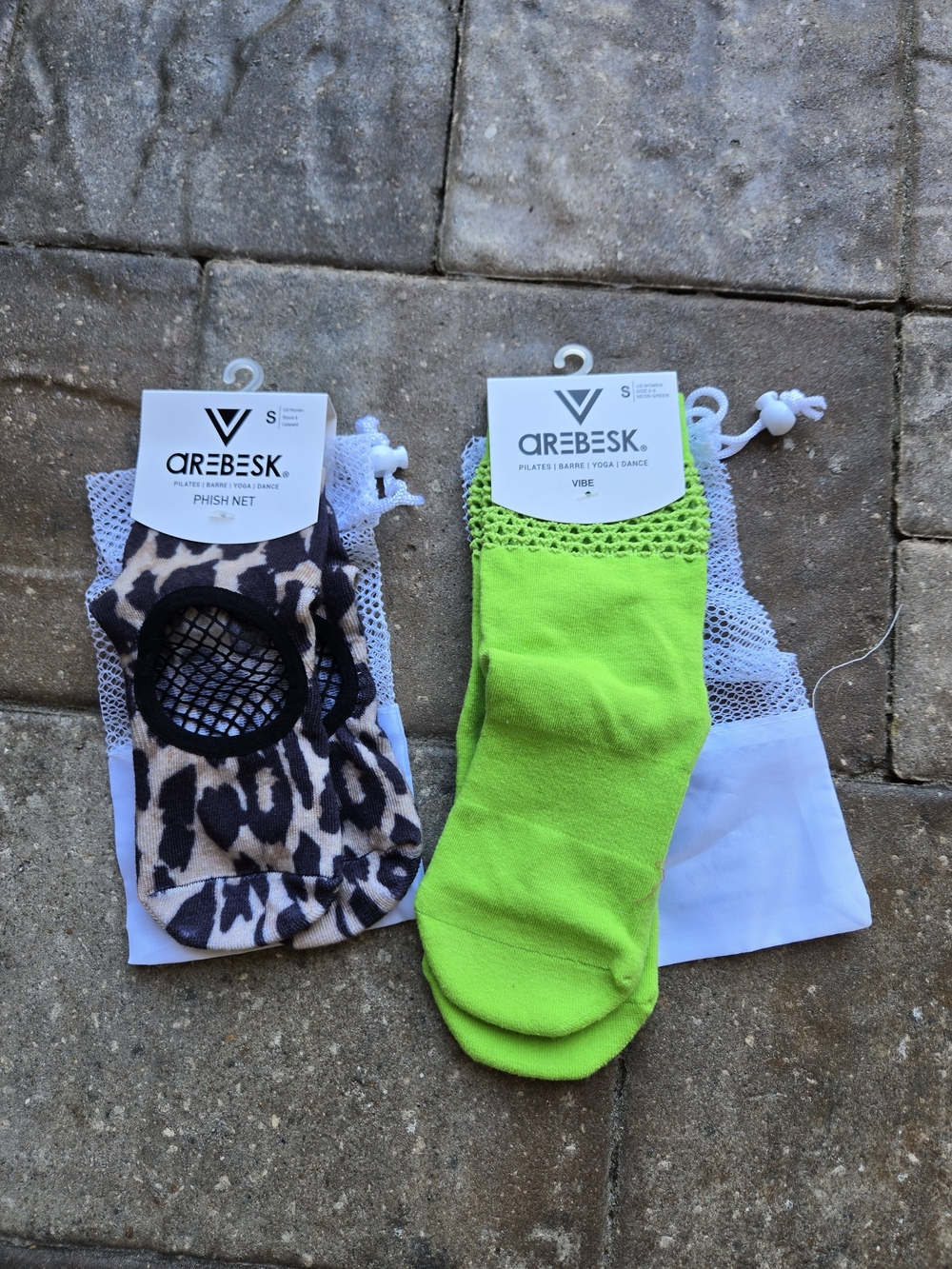 Vibe Non-Slip Grip Socks - Neon Green & Leopard (Barre Socks)